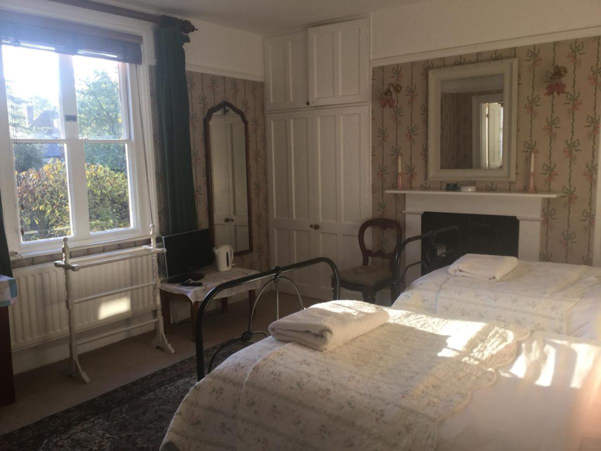 The Waltons Bed & Breakfast Dorking Bilik gambar